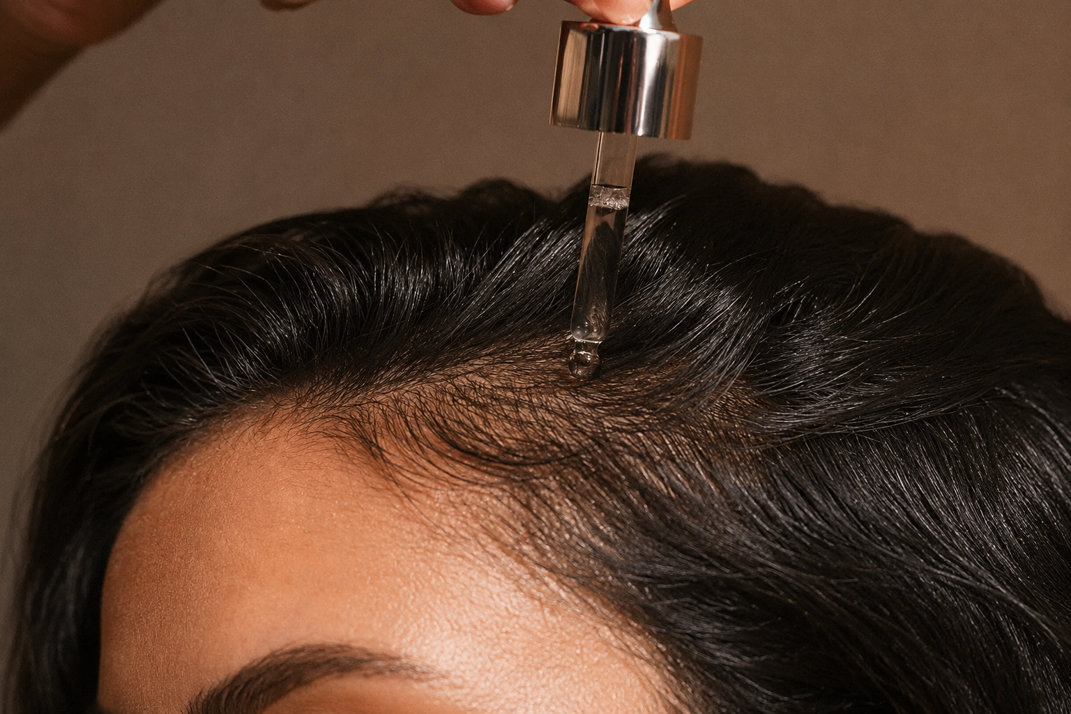 Rosemary hair oil for hair growth in India, bottle with Spanish rosemary and biotin